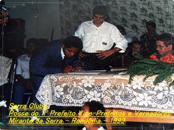 POSSE 1º PREFEITO 1993.JPG